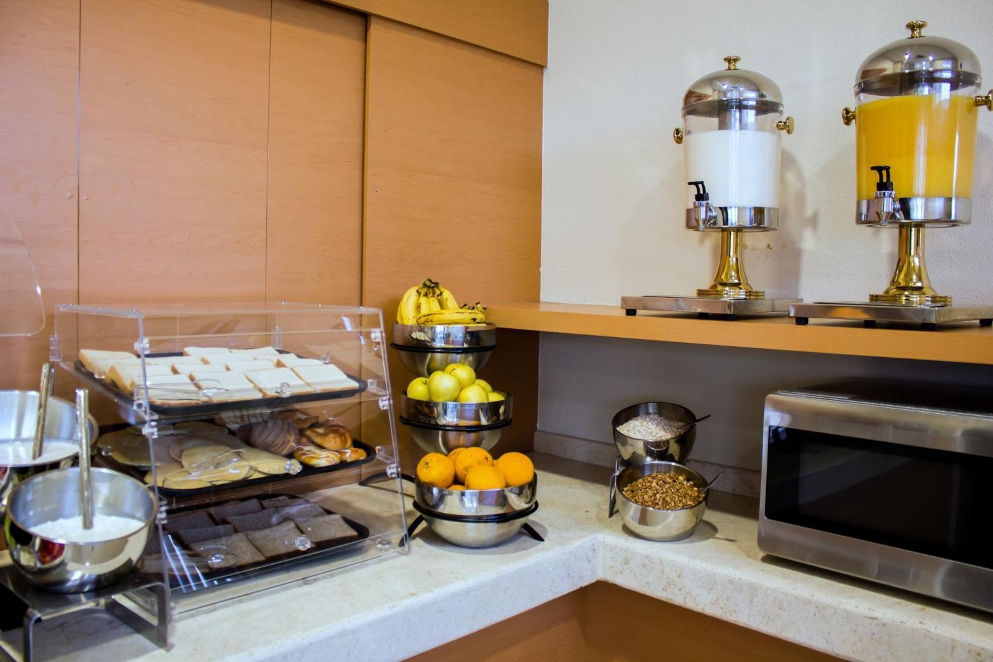 Holiday Inn Express Morelia Centro Historico Dış mekan fotoğraf